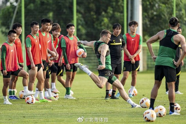 片中有一场戏，令汪铎至今难忘：;我坐在台阶上陪着公主，全程无一句台词，只是沉默的陪伴